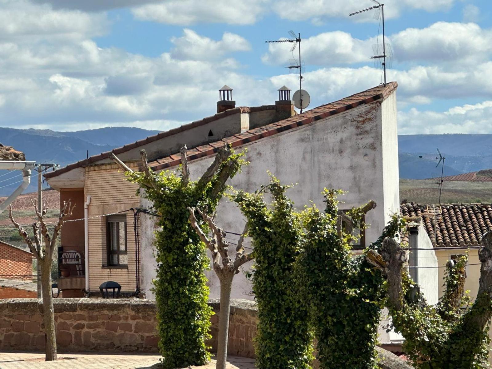 Casa Rural La Plaza Azofra Eksteriør billede